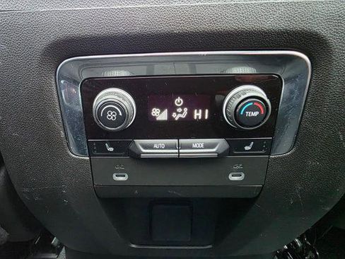 Used 2022 Chevrolet Tahoe High Country image 22