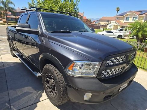 Used 2016 RAM 1500 Laramie w/ Convenience Group AWD/4WD image 2
