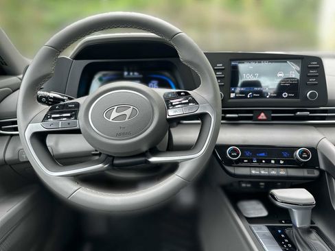 New 2026 Hyundai Elantra Sport image 10