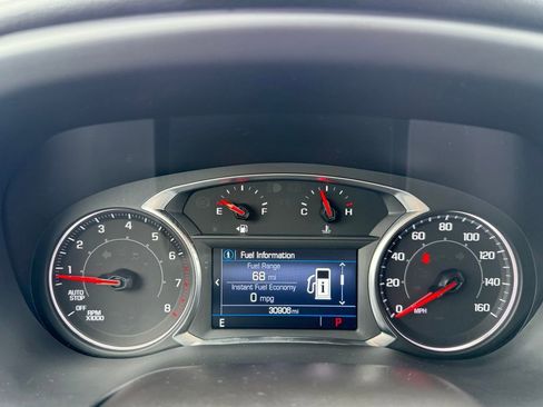 Used 2023 GMC Acadia SLE FWD image 14