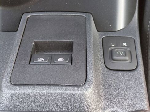 New 2025 Ford Bronco 2-Door image 22