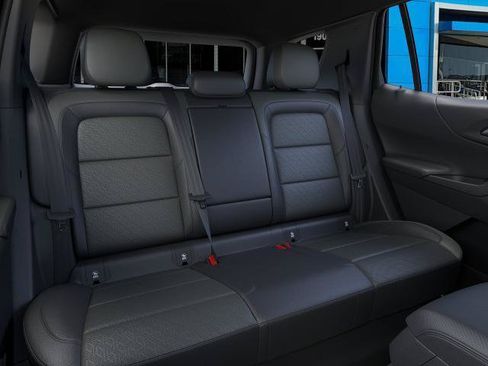 New 2026 Chevrolet Equinox LT w/ Convenience Package II FWD image 17