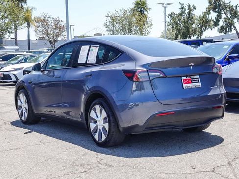 Used 2023 Tesla Model Y AWD image 6