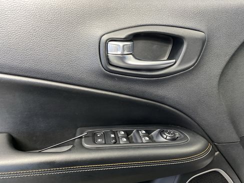 Certified 2020 Jeep Compass Latitude w/ Cold Weather Group image 12