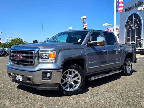 Used 2015 GMC Sierra 1500 SLT w/ SLT Crew Cab Value Package RWD image 3