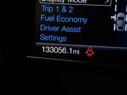 Used 2018 Ford Explorer Sport w/ Equipment Group 401A AWD/4WD image 17