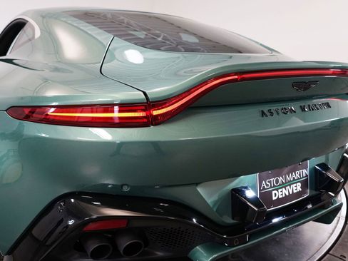 Used 2023 Aston Martin V8 Vantage Coupe image 25