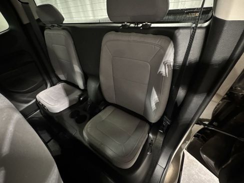 Used 2015 GMC Canyon W/T w/ Convenience Package image 29