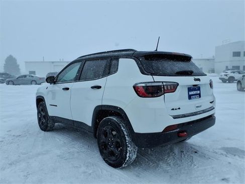 Used 2024 Jeep Compass Trailhawk image 5