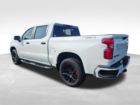 New 2026 Chevrolet Silverado 1500 RST w/ Redline Edition AWD/4WD image 3