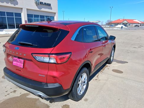 Used 2022 Ford Escape SE w/ Convenience Package image 6
