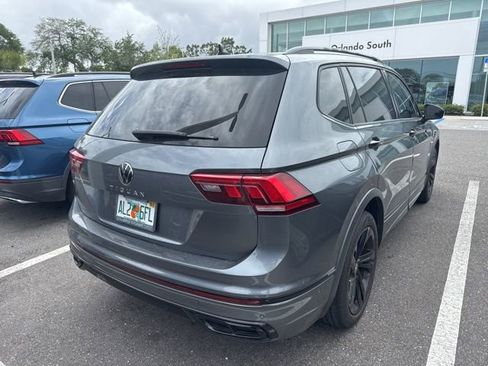 Used 2023 Volkswagen Tiguan SE R-Line image 9