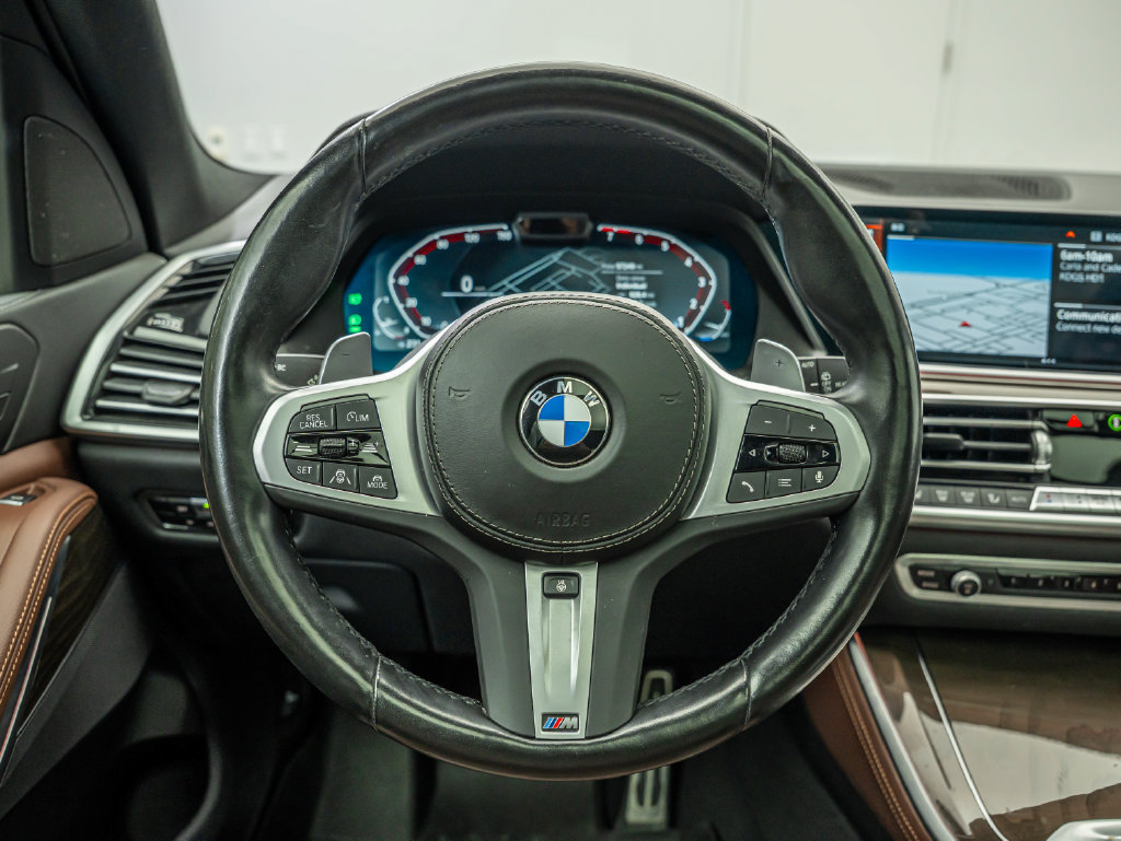 Used 2022 BMW X5 xDrive40i w/ M Sport Package AWD/4WD image 23