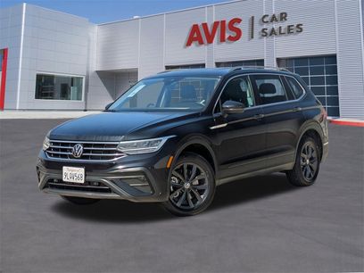 Used 2024 Volkswagen Tiguan SE