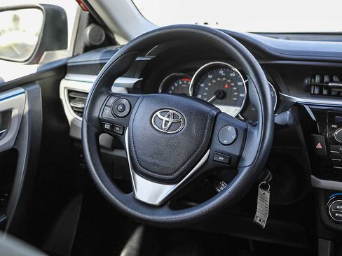 Used 2014 Toyota Corolla LE image 15