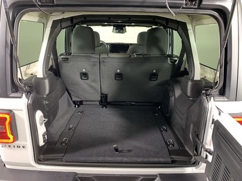 New 2026 Jeep Wrangler Unlimited Rubicon image 16