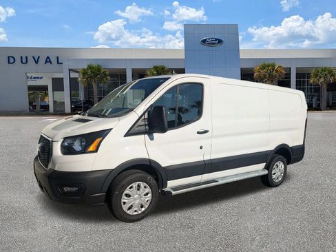 Used 2025 Ford Transit 250 Low Roof w/ Exterior Upgrade Package RWD image 7
