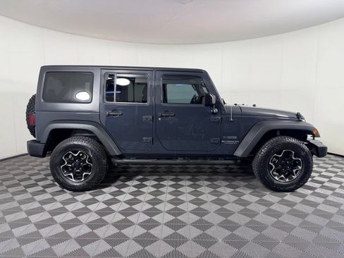 Used 2017 Jeep Wrangler Unlimited Sport w/ Quick Order Package 24S AWD/4WD image 6