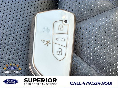 Used 2024 Volkswagen Atlas SEL Premium R-Line image 49