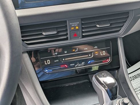 Used 2025 Volkswagen Jetta S FWD image 21