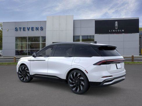 New 2024 Lincoln Nautilus Reserve w/ Jet Appearance Package (87T) image 33