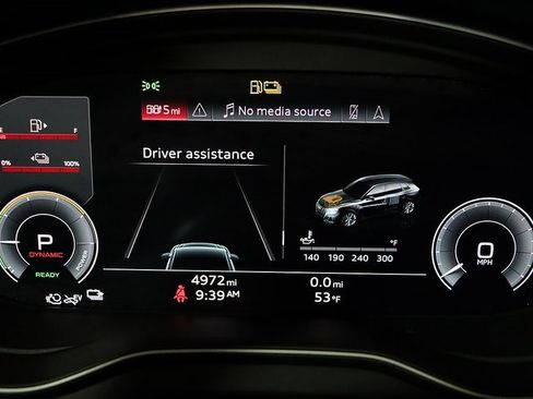 Used 2025 Audi Q5 e Premium Plus w/ Premium Plus Package image 18