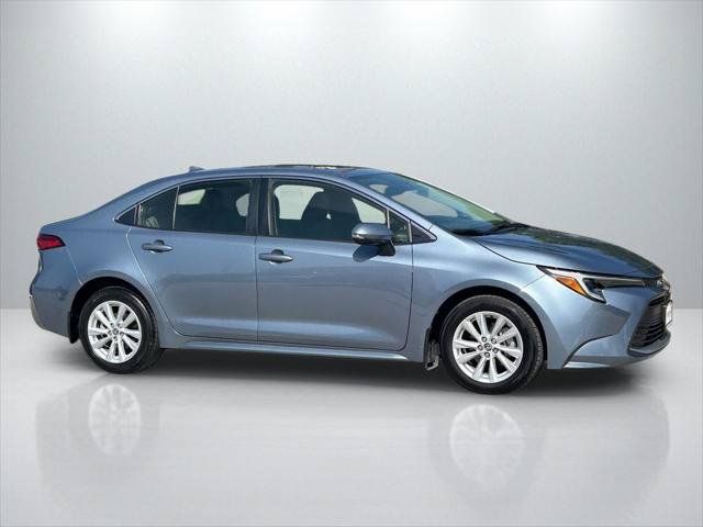 Certified 2024 Toyota Corolla XLE FWD image 4