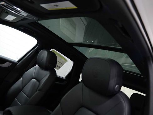 New 2026 Porsche Cayenne E-Hybrid AWD/4WD image 19