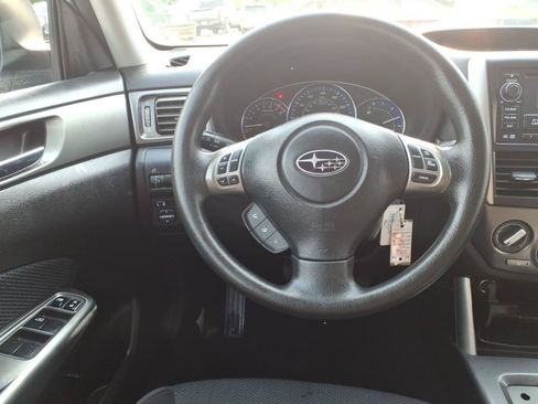 Used 2012 Subaru Forester 2.5X Premium AWD/4WD image 5
