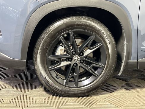 Used 2024 Toyota Grand Highlander Platinum image 12