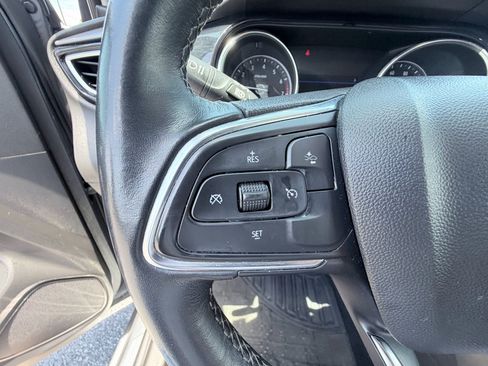 Used 2021 Buick Encore GX Preferred w/ Sport Touring Package FWD image 13