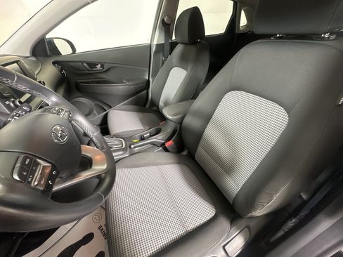 Used 2020 Hyundai Kona SEL AWD/4WD image 9