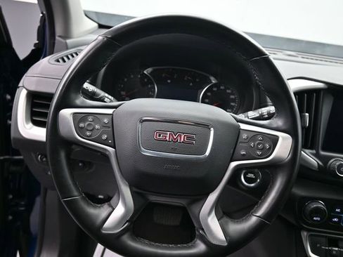 Used 2023 GMC Terrain SLT image 39