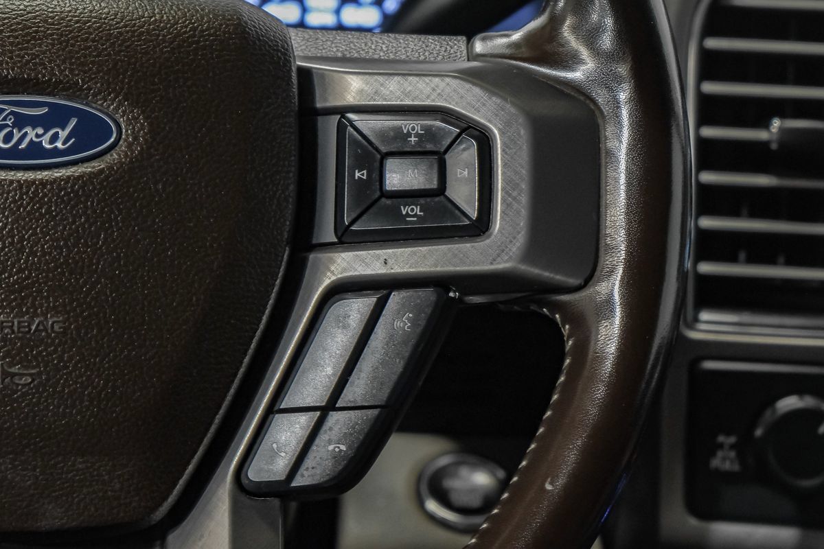 Used 2019 Ford F350 Limited w/ FX4 Off-Road Package AWD/4WD image 17