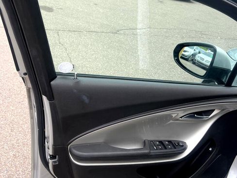 Used 2015 Chevrolet Volt image 10