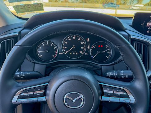 Used 2025 MAZDA CX-50 AWD 2.5 S w/ Premium Package image 12