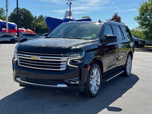 Used 2023 Chevrolet Tahoe High Country w/ Advanced Technology Package AWD/4WD image 7
