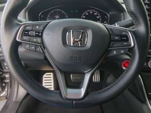 Used 2019 Honda Accord Sport image 17