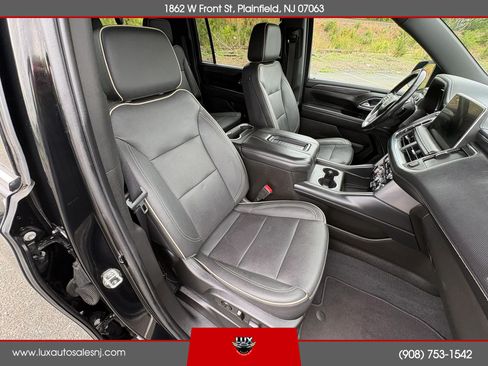 Used 2022 GMC Yukon XL SLT w/ SLT Luxury Package AWD/4WD image 53