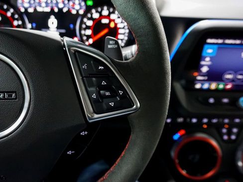 Used 2021 Chevrolet Camaro ZL1 image 51