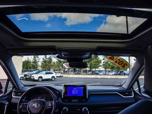 Certified 2024 Toyota RAV4 XLE Premium image 18