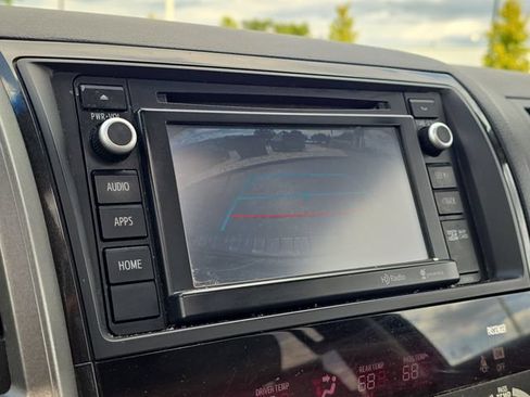 Used 2016 Toyota Sequoia Limited AWD/4WD image 18