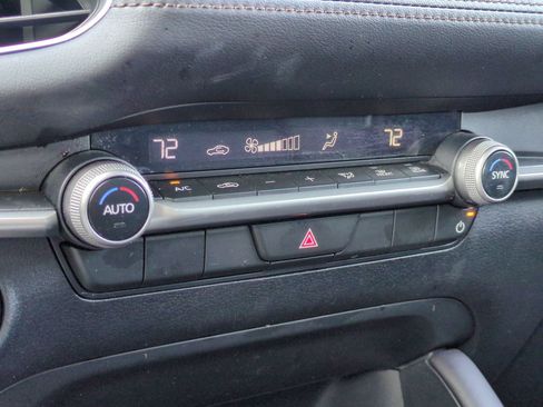 Used 2025 MAZDA MAZDA3 s FWD image 20