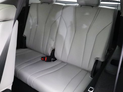 Used 2023 Acura MDX SH-AWD w/ Technology Package image 12