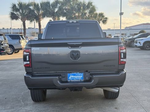 Used 2024 RAM 2500 Limited image 12