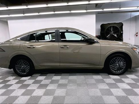 New 2026 Nissan Sentra SV FWD image 18
