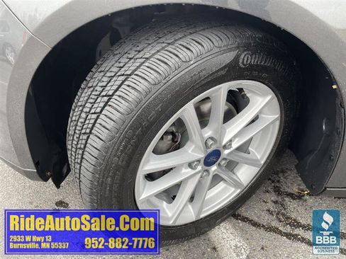 Used 2017 Ford Focus SE image 23