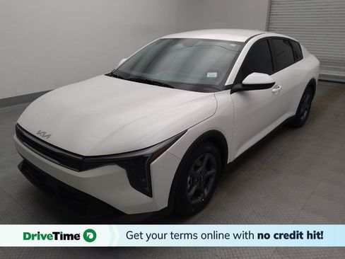Used 2025 Kia K4 FWD image 1