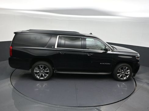 Used 2019 Chevrolet Suburban LT AWD/4WD image 20