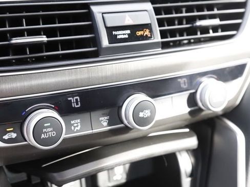 Used 2020 Honda Accord Hybrid image 22